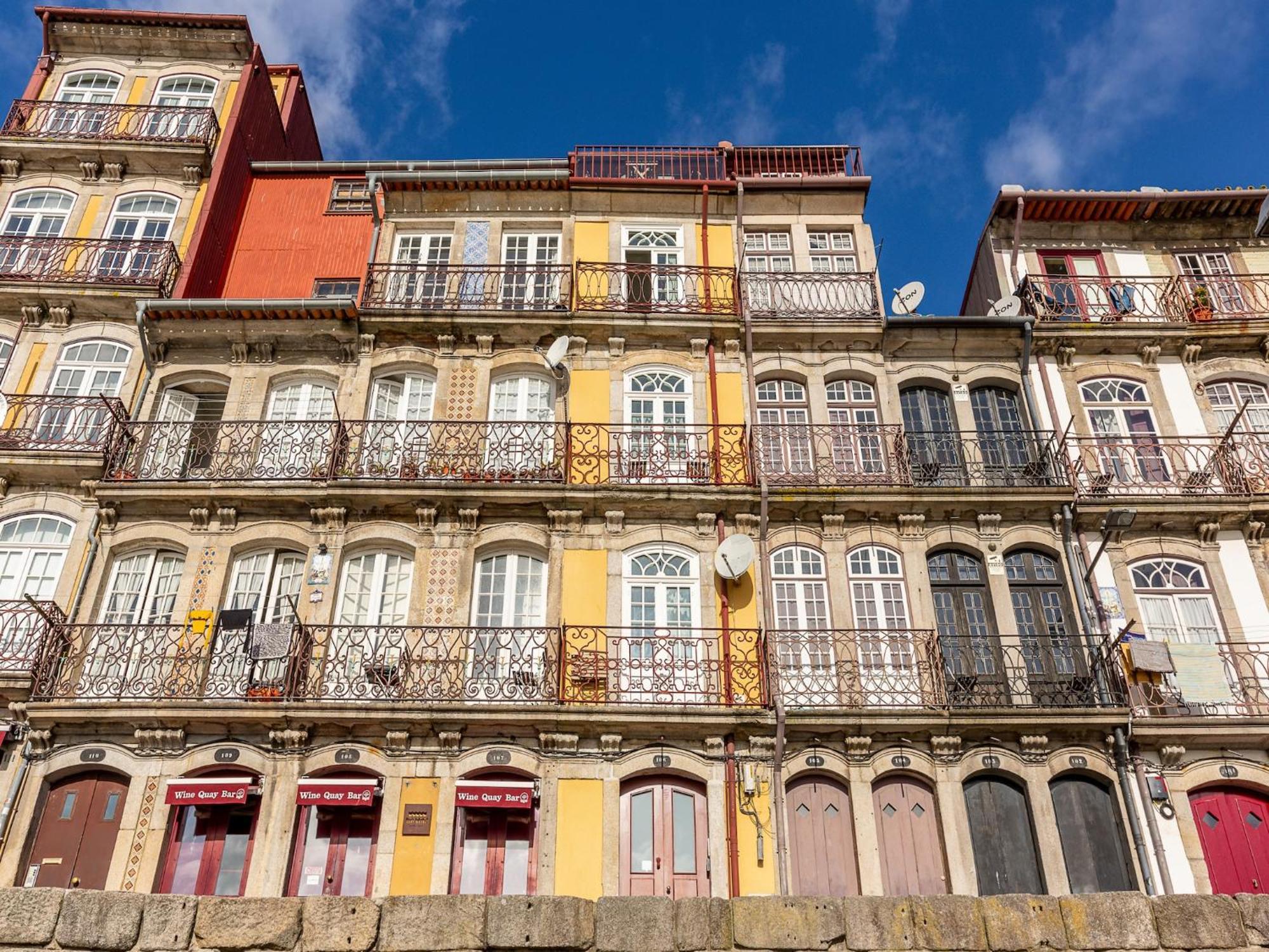 Charming Retreat With River Views * Oporto