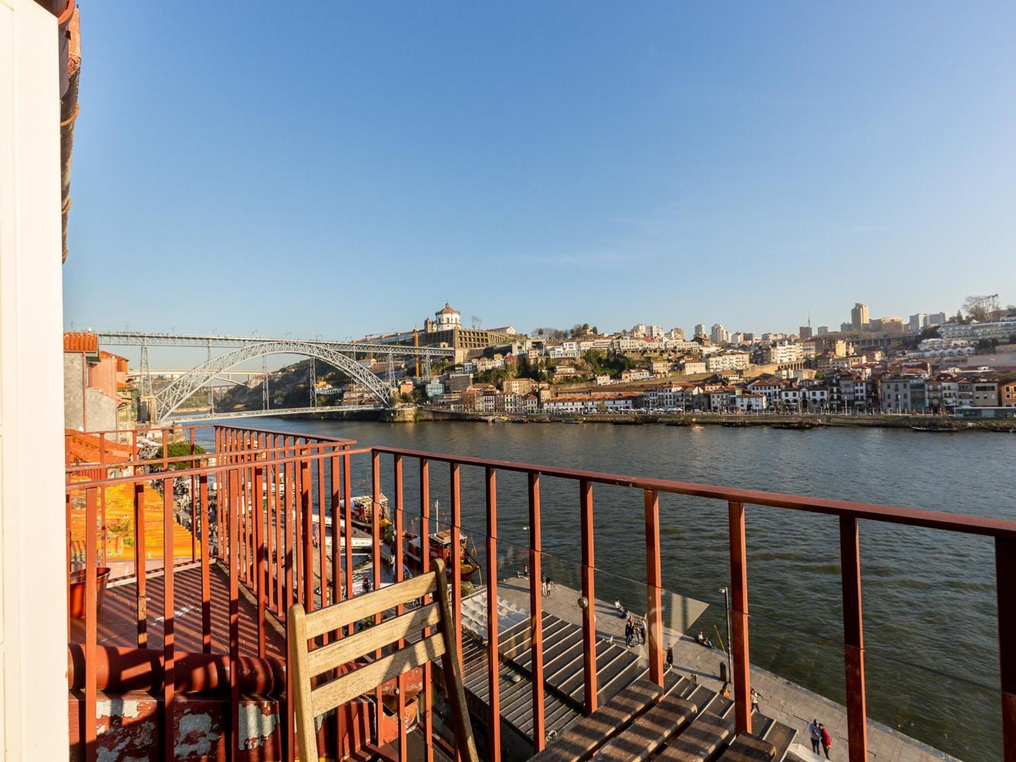 Charming Retreat With River Views Apartamento *
