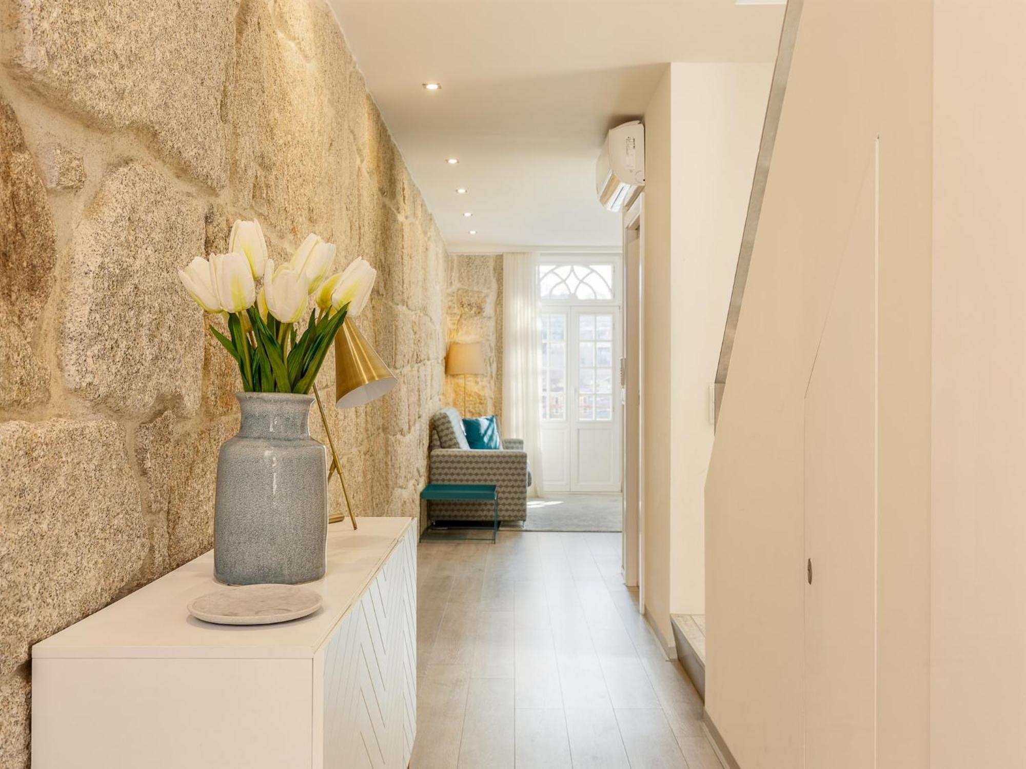 Charming Retreat With River Views Apartamento *