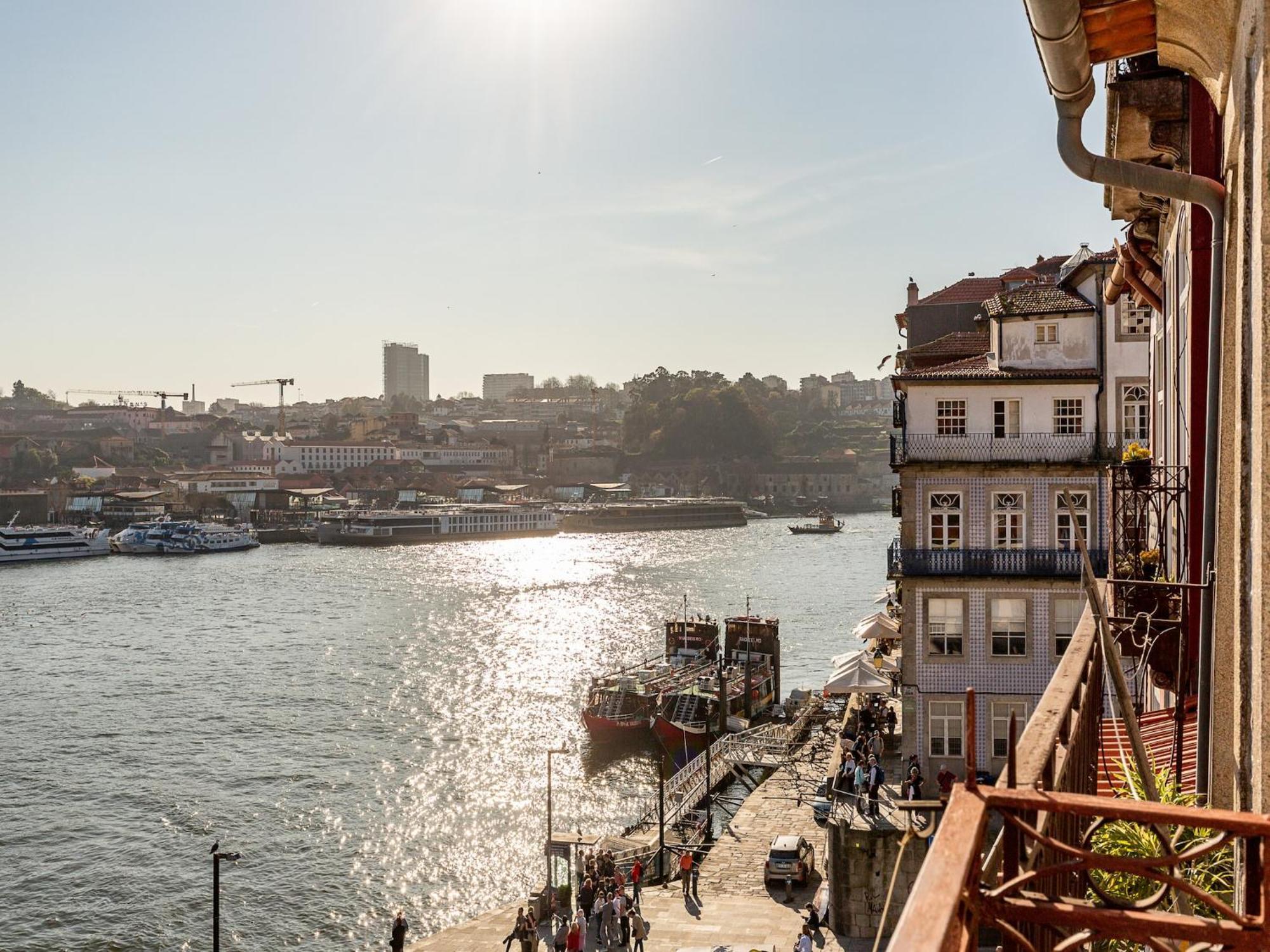 Charming Retreat With River Views Appartamento Oporto